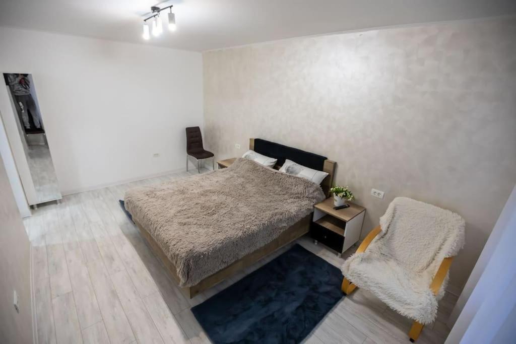 Garsoniera Central II Targu Jiu Ngoại thất bức ảnh
